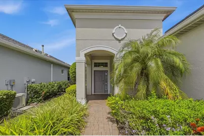 3613 Woodcliff Lake Terrace, Sarasota, FL 34243 - Photo 4