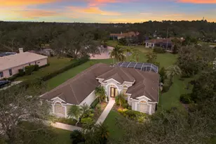 9405 Boxthorn Pl, Bradenton, FL 34202 - Photo 2