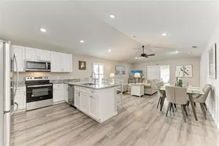 823 Bacon Ave, Sarasota, FL 34232 - Photo 8