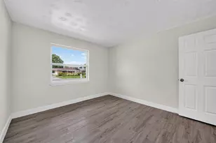 1635 Ravenall Ave, Orlando, FL 32811 - Photo 16
