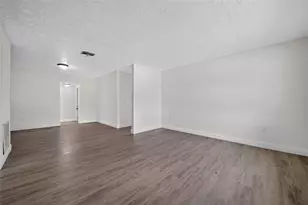 1635 Ravenall Ave, Orlando, FL 32811 - Photo 8