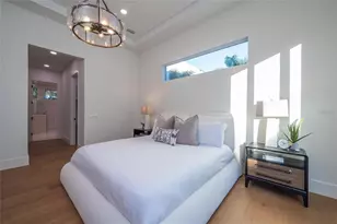 2420 Floyd St, Sarasota, FL 34239 - Photo 20