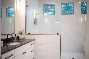 2420 Floyd St, Sarasota, FL 34239 - Photo 24
