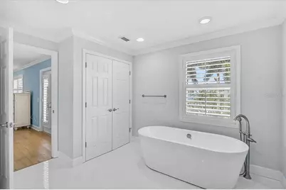 320 Ringling Point Drive, Sarasota, FL 34234 - Photo 36