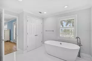 320 Ringling Point Dr, Sarasota, FL 34234 - Photo 36