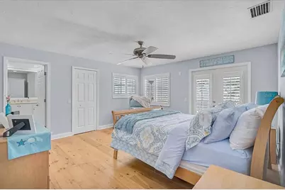 320 Ringling Point Drive, Sarasota, FL 34234 - Photo 28