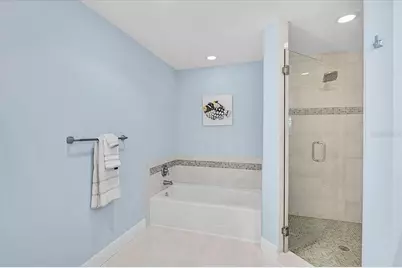320 Ringling Point Drive, Sarasota, FL 34234 - Photo 32