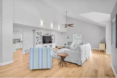 320 Ringling Point Drive, Sarasota, FL 34234 - Photo 8