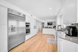 320 Ringling Point Dr, Sarasota, FL 34234 - Photo 16