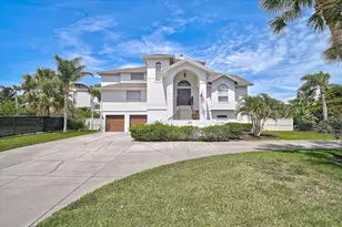 320 Ringling Point Dr, Sarasota, FL 34234 - Photo 1