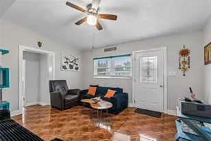 4479 Porpoise Dr SE, Saint Petersburg, FL 33705 - Photo 12