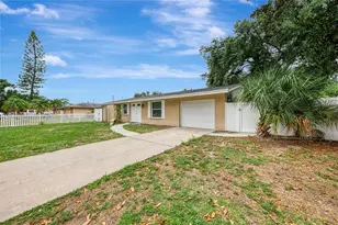 1110 Carmella Cir, Sarasota, FL 34243 - Photo 2