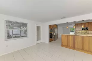 1110 Carmella Cir, Sarasota, FL 34243 - Photo 22