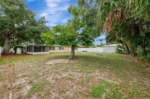 1110 Carmella Cir, Sarasota, FL 34243 - Photo 42
