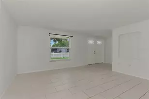 1110 Carmella Cir, Sarasota, FL 34243 - Photo 8