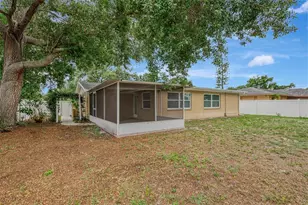 1110 Carmella Cir, Sarasota, FL 34243 - Photo 46