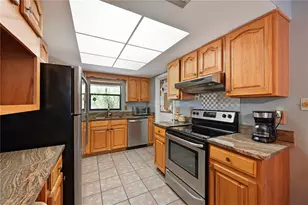 2635 Bucida Dr, Sarasota, FL 34232 - Photo 12