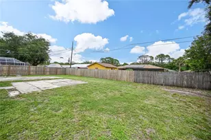 2635 Bucida Dr, Sarasota, FL 34232 - Photo 20