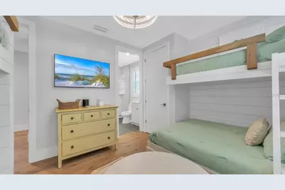 106 11th Street S, Bradenton Beach, FL 34217 - Photo 28