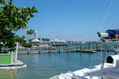 106 11th Street S, Bradenton Beach, FL 34217 - Photo 20