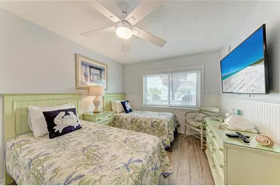 101 25th Street N #3, Bradenton Beach, FL 34217 - Photo 20