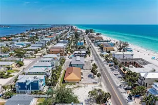 101 25th St N, Bradenton Beach, FL 34217 - Photo 32