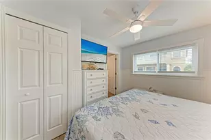 101 25th St N, Bradenton Beach, FL 34217 - Photo 16