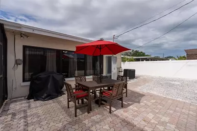 3137 Bay Street, Sarasota, FL 34237 - Photo 36