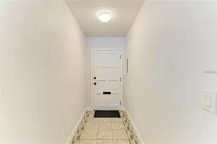 9810 Dorado Ave, Bradenton, FL 34210 - Photo 6