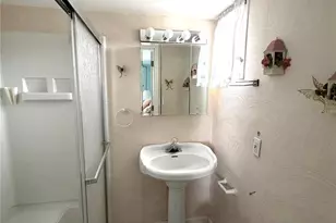 5205 5th St E, Bradenton, FL 34203 - Photo 14