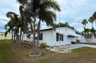 5205 5th St E, Bradenton, FL 34203 - Photo 20