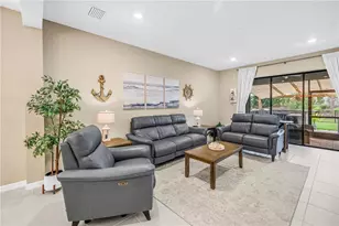 9240 Tequila Sunrise Dr, Sarasota, FL 34241 - Photo 8