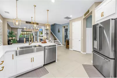 9240 Tequila Sunrise Drive, Sarasota, FL 34241 - Photo 2