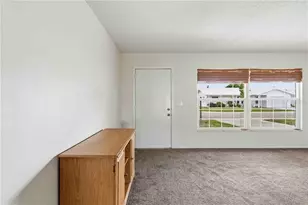 4001 Chinaberry Rd, Bradenton, FL 34208 - Photo 10