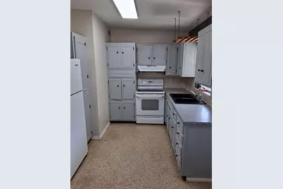 3512 32nd Street W, Bradenton, FL 34205 - Photo 2