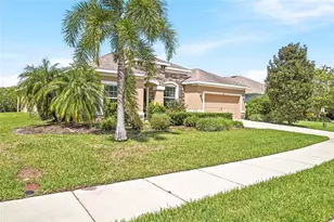 924 Buttercup Glen, Bradenton, FL 34212 - Photo 2