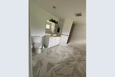 7910 Kennedy Lane, Sarasota, FL 34240 - Photo 18