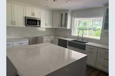7910 Kennedy Lane, Sarasota, FL 34240 - Photo 4
