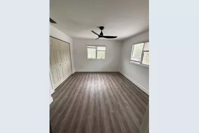 7910 Kennedy Lane, Sarasota, FL 34240 - Photo 12