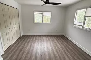 7910 Kennedy Ln, Sarasota, FL 34240 - Photo 12