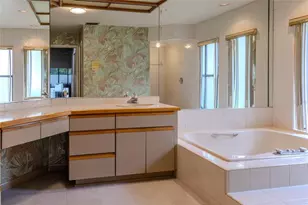 1028 Sylvia Ln, Tampa, FL 33613 - Photo 24