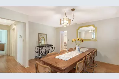 4652 Oak Hollow Drive #19, Sarasota, FL 34241 - Photo 12
