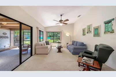 4652 Oak Hollow Drive #19, Sarasota, FL 34241 - Photo 8