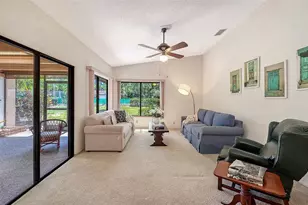 4652 Oak Hollow Dr, Sarasota, FL 34241 - Photo 8