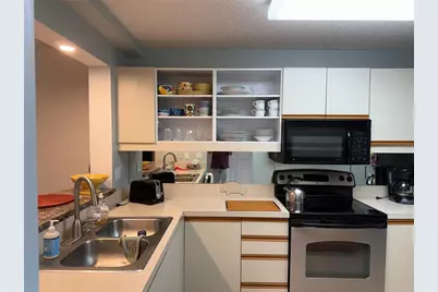 5555 Ashton Lake Drive #5555, Sarasota, FL 34231 - Photo 6