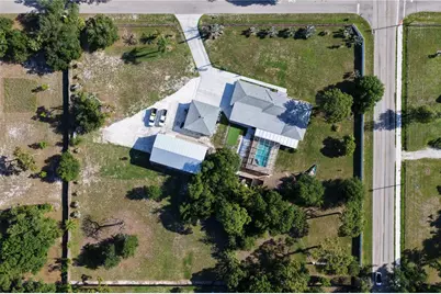 2746 53rd Street, Sarasota, FL 34234 - Photo 4