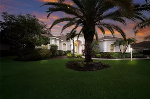 7920 Royal Queensland Way, Lakewood Ranch, FL 34202 - Photo 2