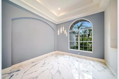 7920 Royal Queensland Way, Lakewood Ranch, FL 34202 - Photo 10