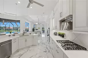 7920 Royal Queensland Way, Lakewood Ranch, FL 34202 - Photo 16