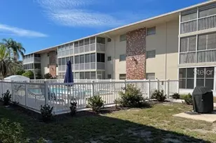 3751 S School Ave, Sarasota, FL 34239 - Photo 4